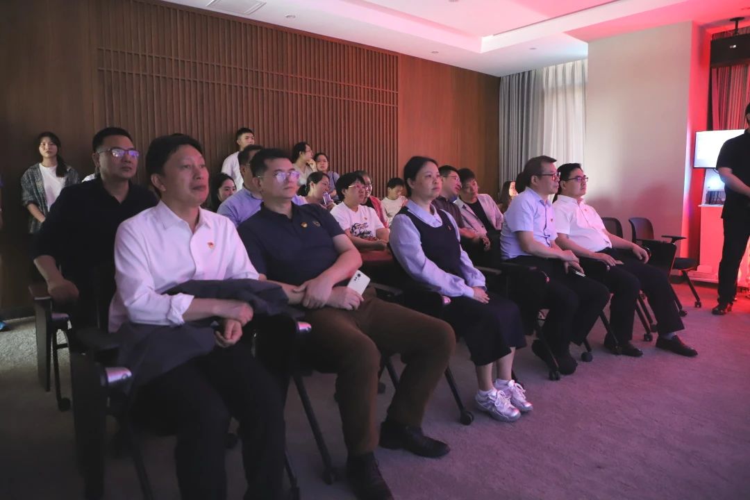 1751964745855 7f1edf3bc646c1c324da953aae540cf7